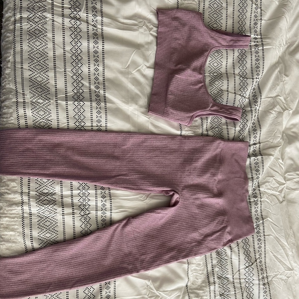 Ribbed Workout set, only used once